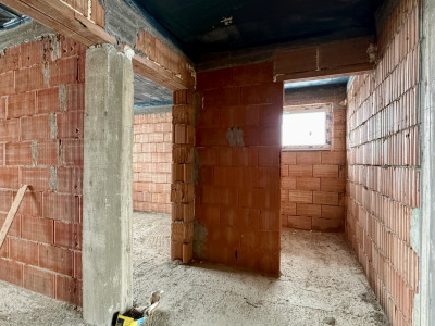 Duplex cu garaj, 4 camere si 403 mp teren - Mosnita Noua imagine mica 19, foxfort.ro
