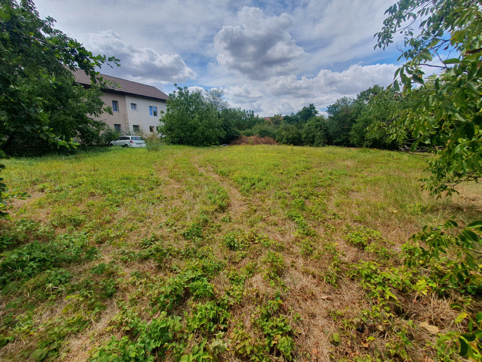 Teren intravilan 1510 mp, front stradal 34 m, zona Brancoveanu 1, foxfort.ro