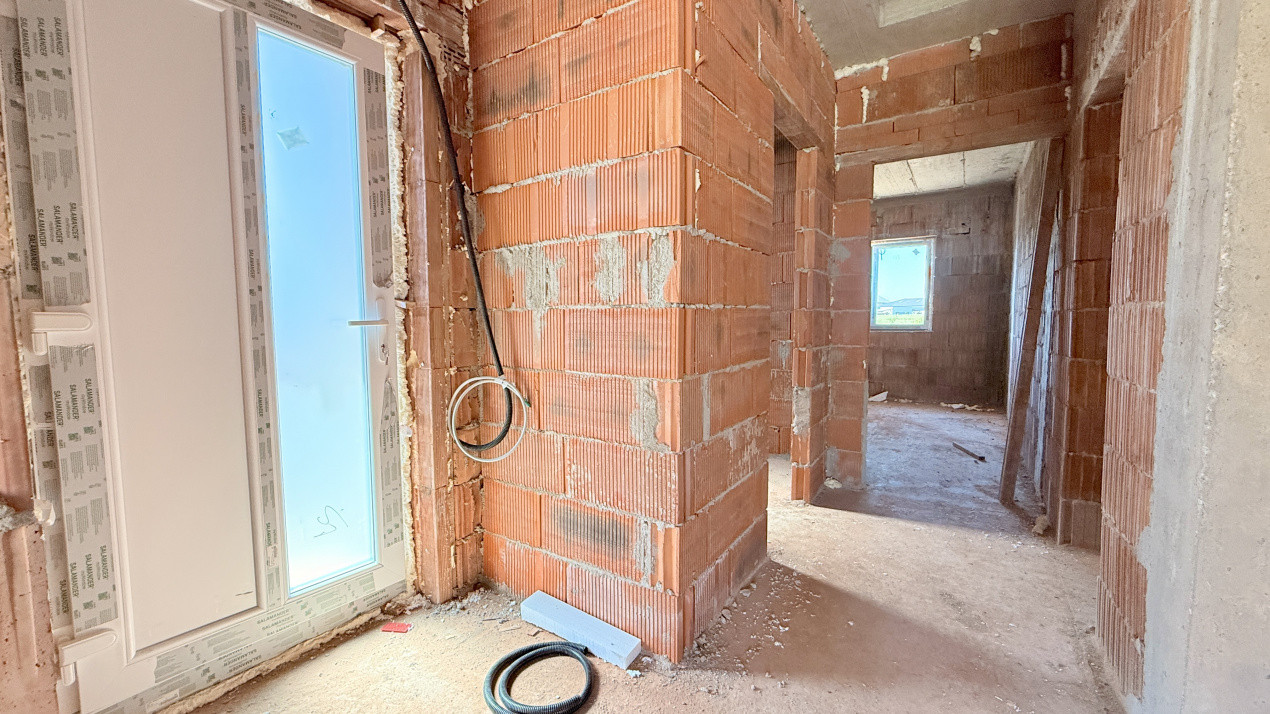 Duplex de vanzare, 3 camere - 2 bai, Urseni 11, foxfort.ro