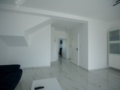 Duplex cu 3 camere de vanzare in Mosnita Veche – Cartier Padurea Bistra imagine mica 6, foxfort.ro
