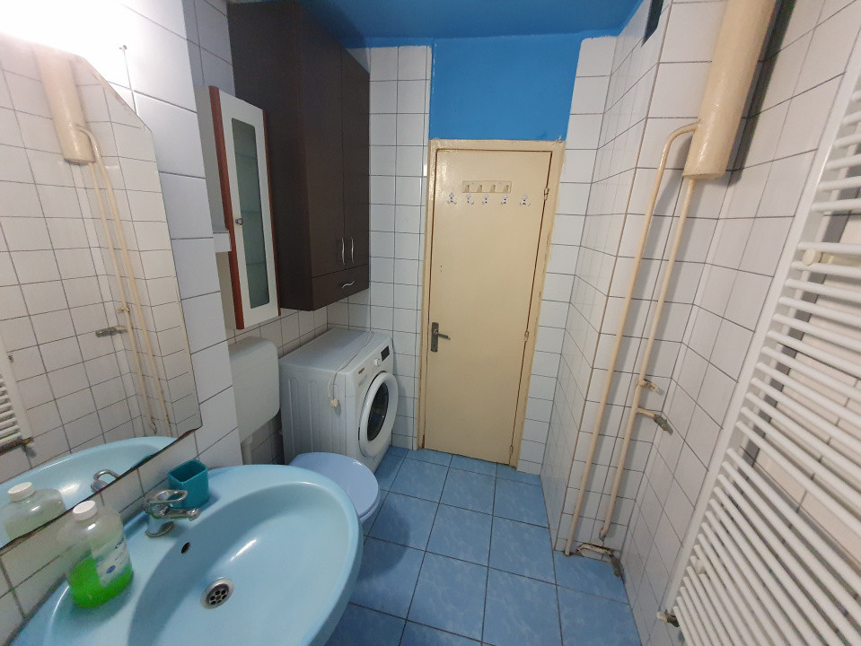 Apartament 2 camere decomandat, 55,6 mp utili - zona Steaua 23, foxfort.ro