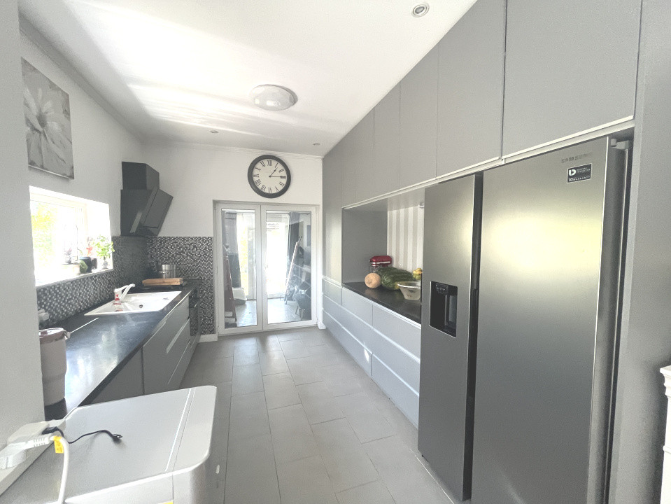 Duplex 3 camere si teren de 317 mp, cartier Serena 8, foxfort.ro