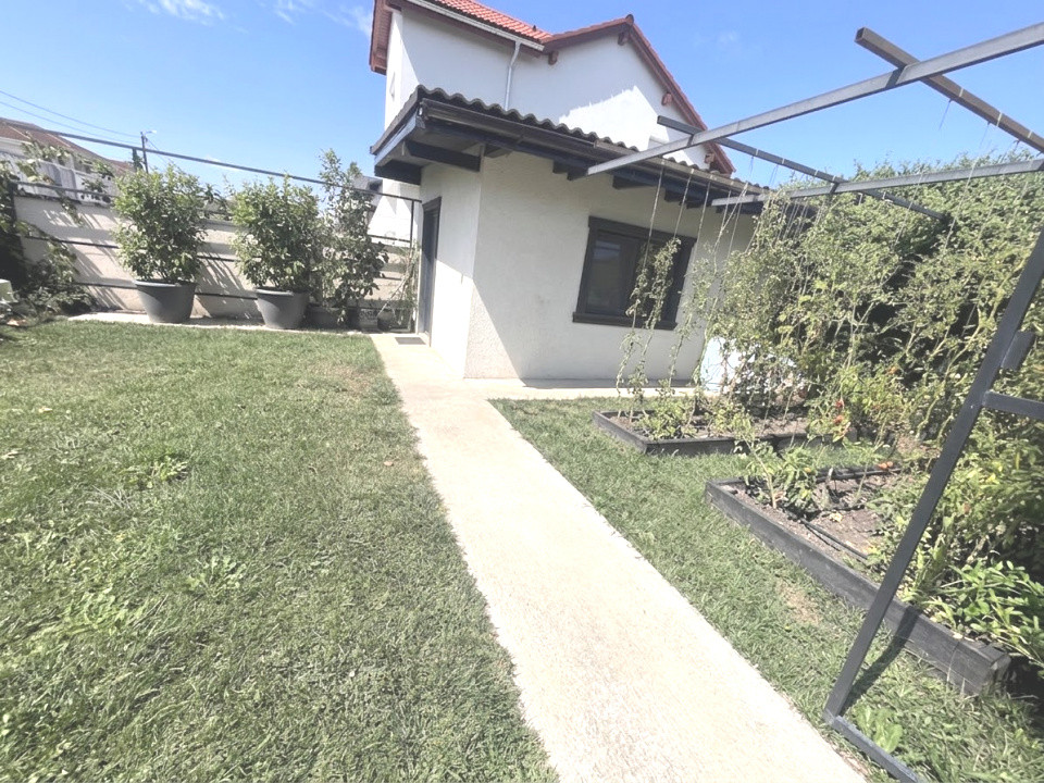 Duplex 3 camere si teren de 317 mp, cartier Serena 14, foxfort.ro