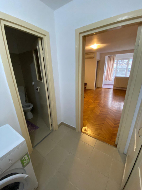 Apartament cu o camera | 33 mp | Zona Circumvalatiunii 6, foxfort.ro