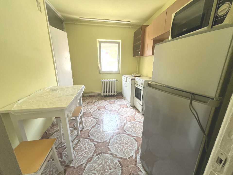 Apartament cu 2 camere la parter, confort 1 - zona Girocului  2, foxfort.ro