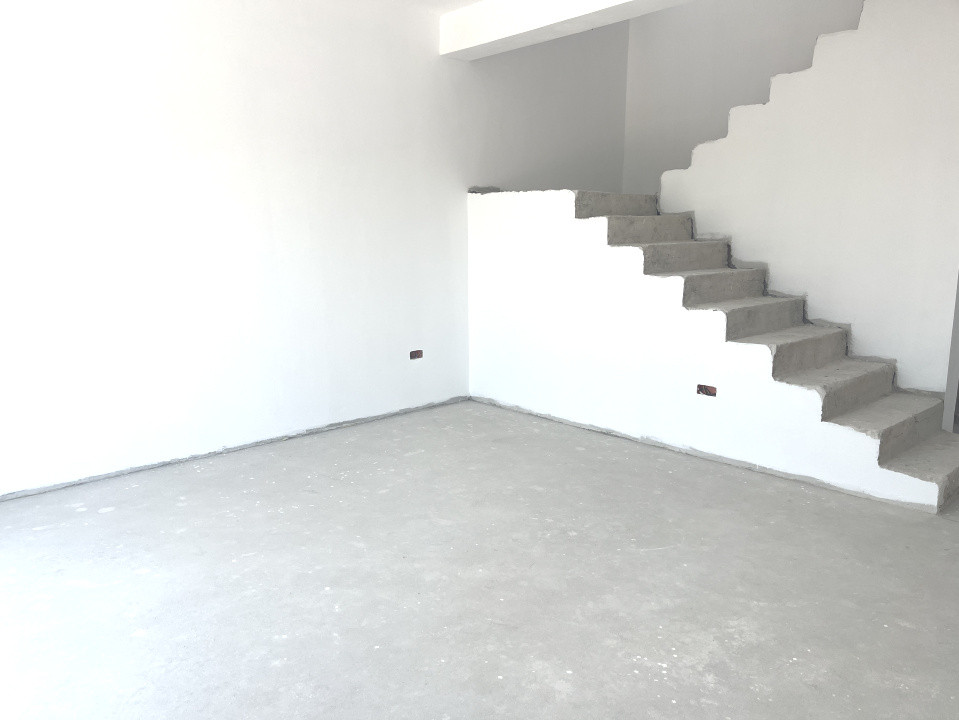 Duplex cu 4 camere si teren de 333 mp - Calea Medves, Urseni 3, foxfort.ro