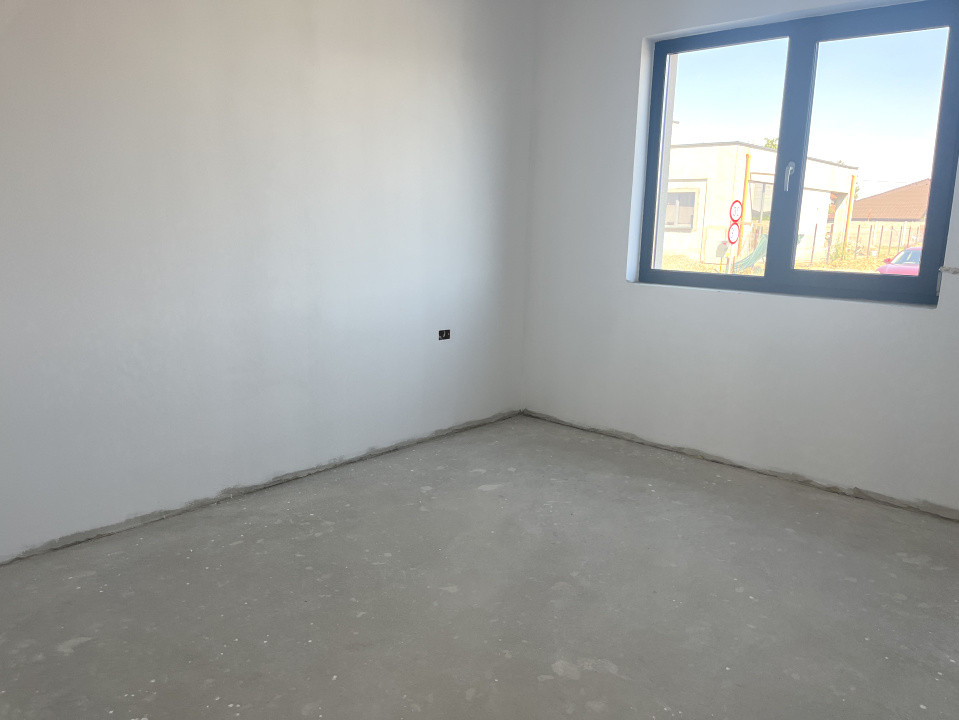 Duplex cu 4 camere si teren de 333 mp - Calea Medves, Urseni 11, foxfort.ro