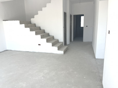 Duplex cu 4 camere si teren de 333 mp - Calea Medves, Urseni imagine mica 2, foxfort.ro