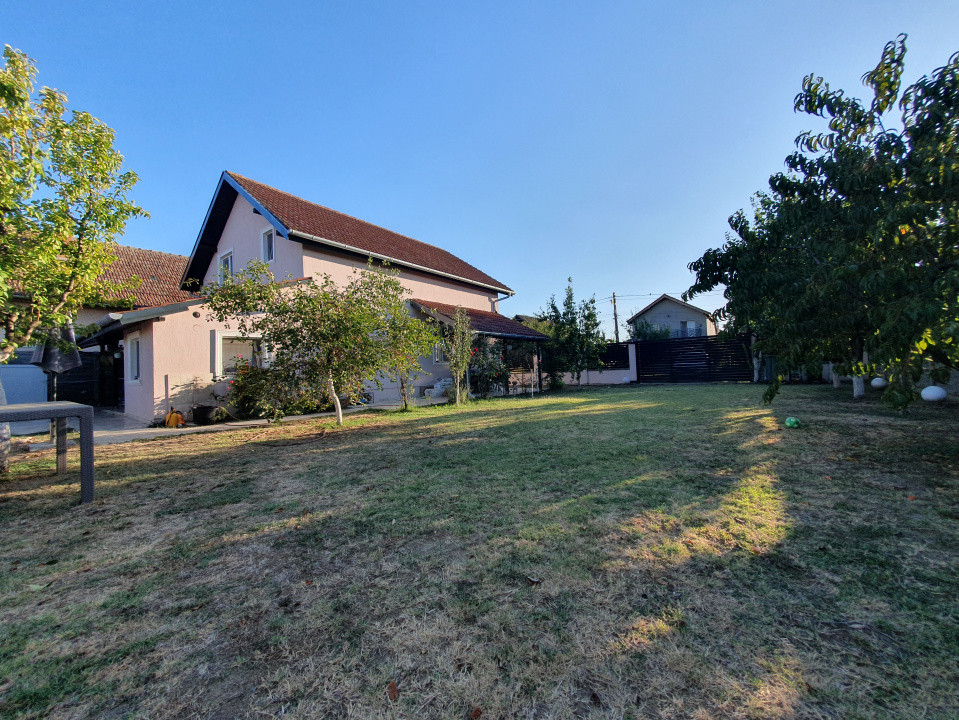Casa individuala 4 camere si teren 408 mp in Sanmihaiu Roman 26, foxfort.ro