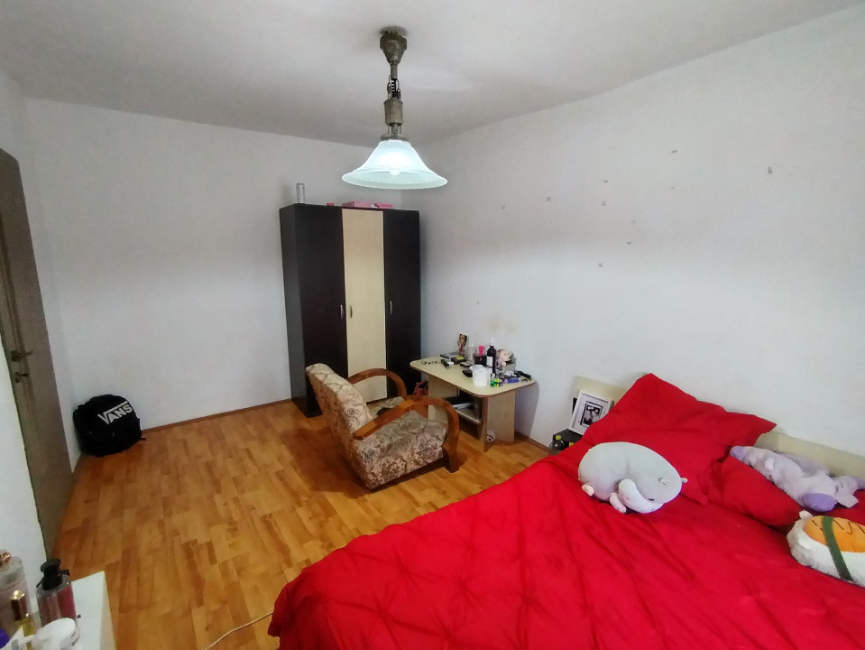 Apartament cu 3 camere de inchiriat in Timisoara, zona Dambovita 2, foxfort.ro