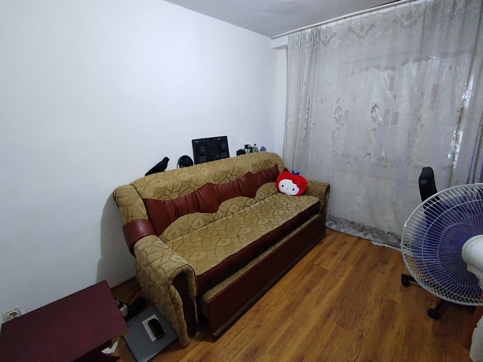 Apartament cu 3 camere de inchiriat in Timisoara, zona Dambovita 10, foxfort.ro