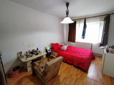 Apartament cu 3 camere de inchiriat in Timisoara, zona Dambovita