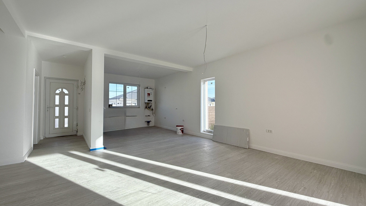 Duplex la cheie 4 camere - toate utilitatile - Mosnita zona Lidl Nou 3, foxfort.ro