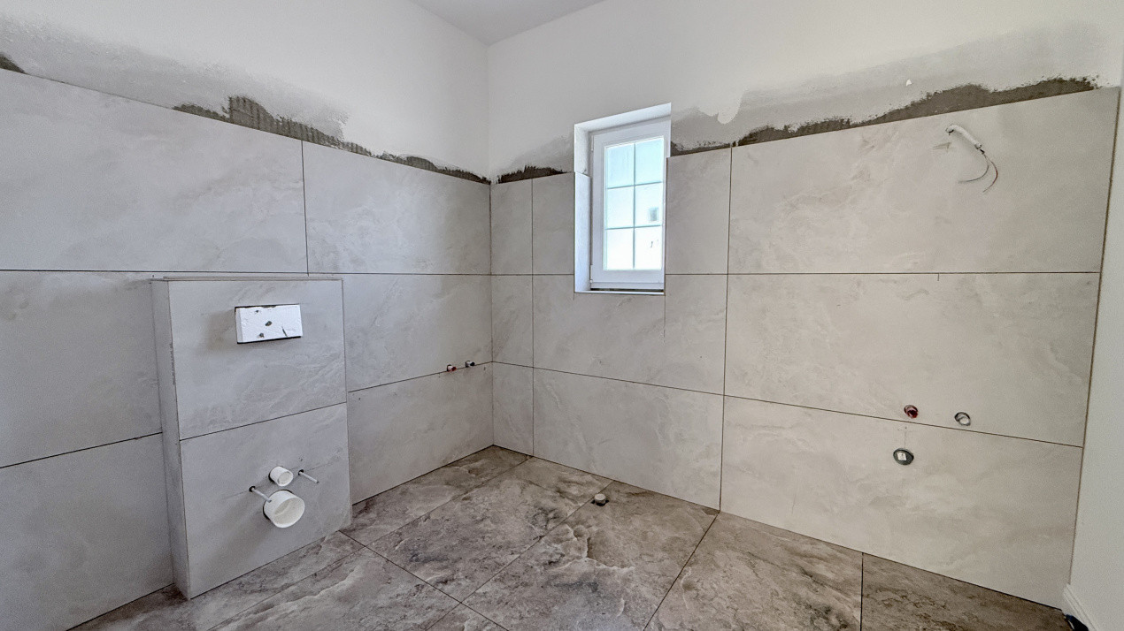 Duplex la cheie 4 camere - toate utilitatile - Mosnita zona Lidl Nou 9, foxfort.ro