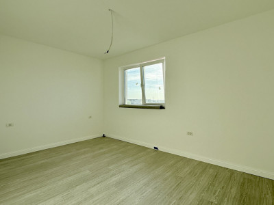 Duplex la cheie 4 camere - toate utilitatile - Mosnita zona Lidl Nou imagine mica 7, foxfort.ro