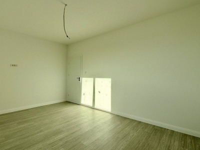 Duplex la cheie 4 camere - toate utilitatile - Mosnita zona Lidl Nou imagine mica 8, foxfort.ro