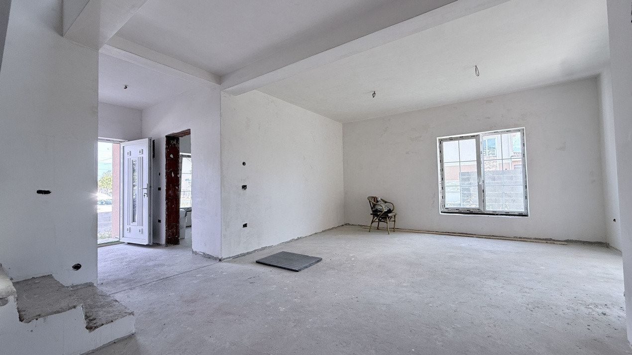 Duplex de vanzare, 4 camere despartit prin garaj - toate utilitatile Mosnita 4, foxfort.ro