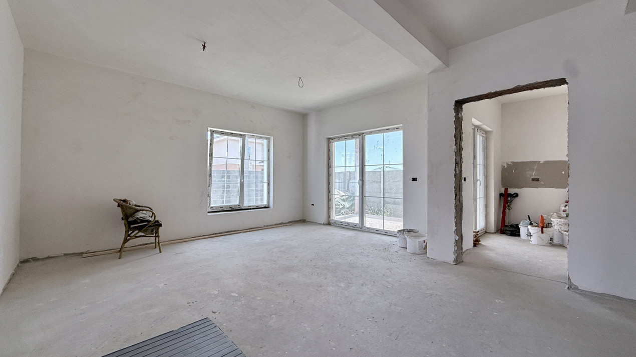 Duplex de vanzare, 4 camere despartit prin garaj - toate utilitatile Mosnita 6, foxfort.ro