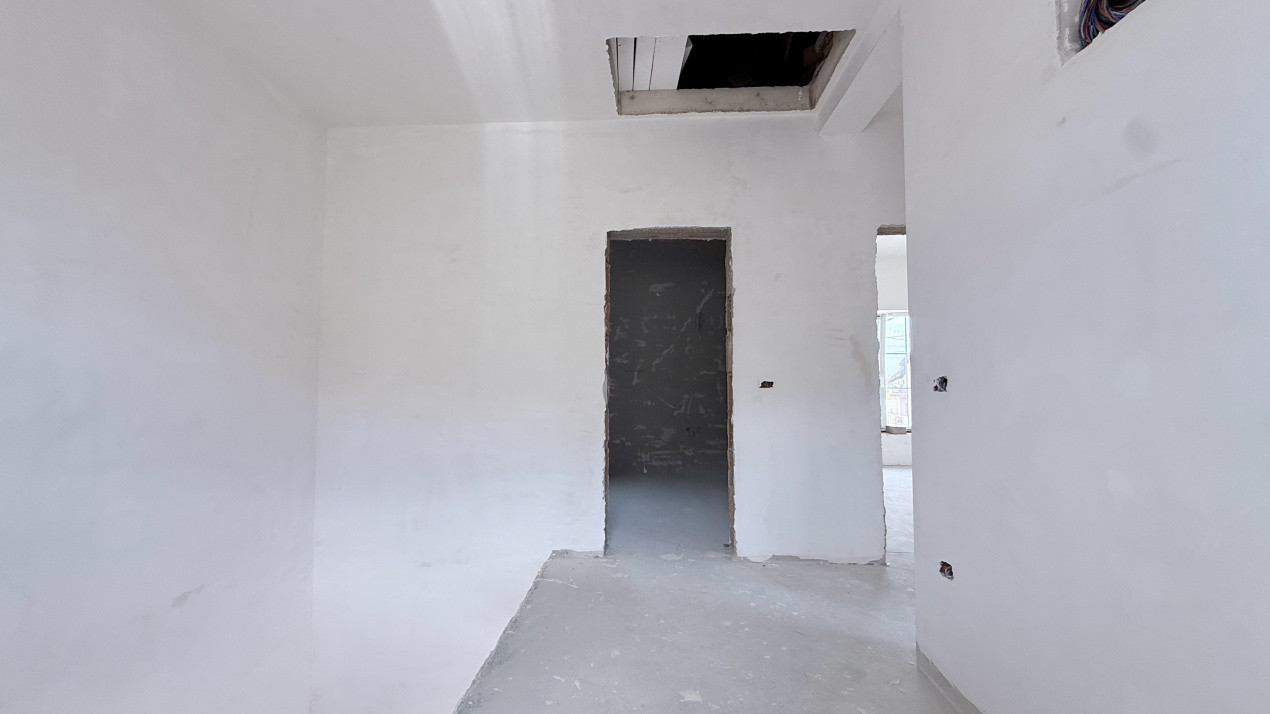Duplex de vanzare, 4 camere despartit prin garaj - toate utilitatile Mosnita 17, foxfort.ro