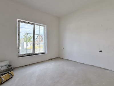 Duplex de vanzare, 4 camere despartit prin garaj - toate utilitatile Mosnita imagine mica 8, foxfort.ro