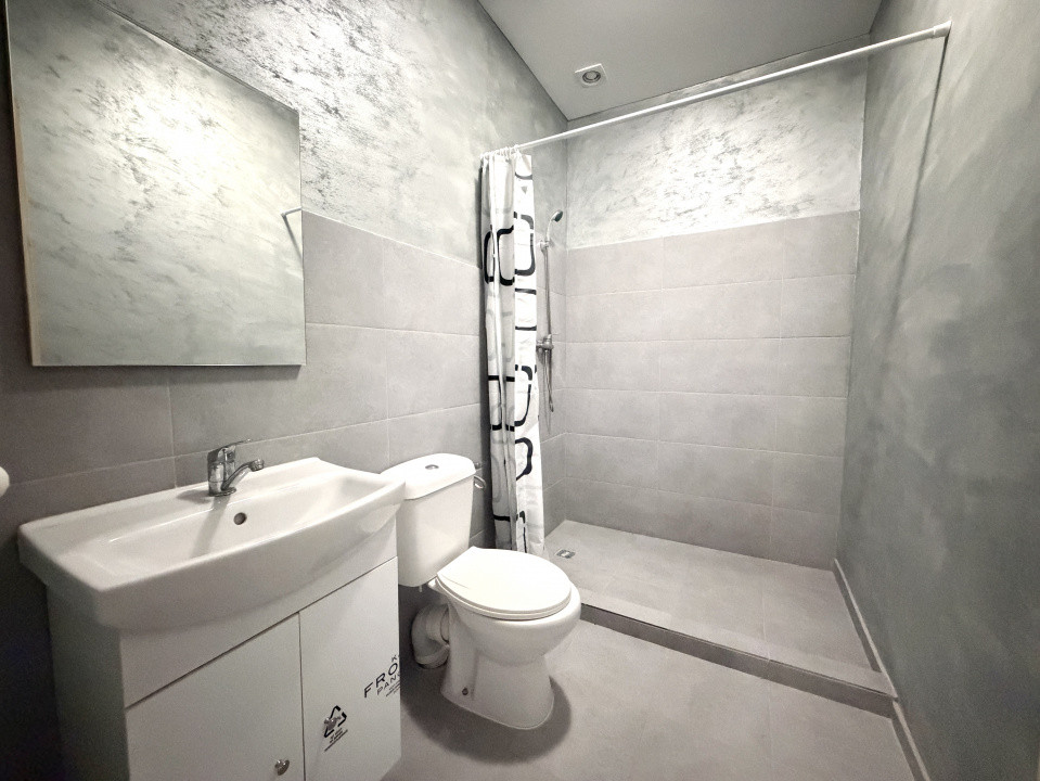 OPORTUNITATE INVESTITIE - 21 camere - Capacitate 93 de persoane - Dumbravita 5, foxfort.ro