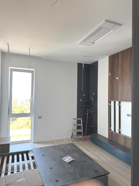 Penthouse 4 camere, 2 bai, 2 balcoane, loc parcare in CF 15, foxfort.ro