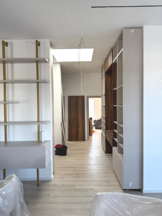 Penthouse 4 camere, 2 bai, 2 balcoane, loc parcare in CF 28, foxfort.ro