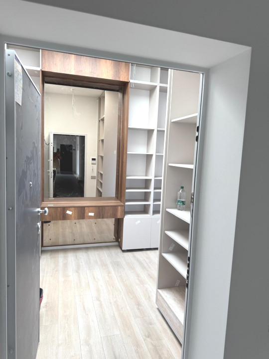 Penthouse 4 camere, 2 bai, 2 balcoane, loc parcare in CF 30, foxfort.ro