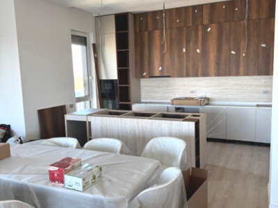 Penthouse 4 camere, 2 bai, 2 balcoane, loc parcare in CF imagine mica 2, foxfort.ro