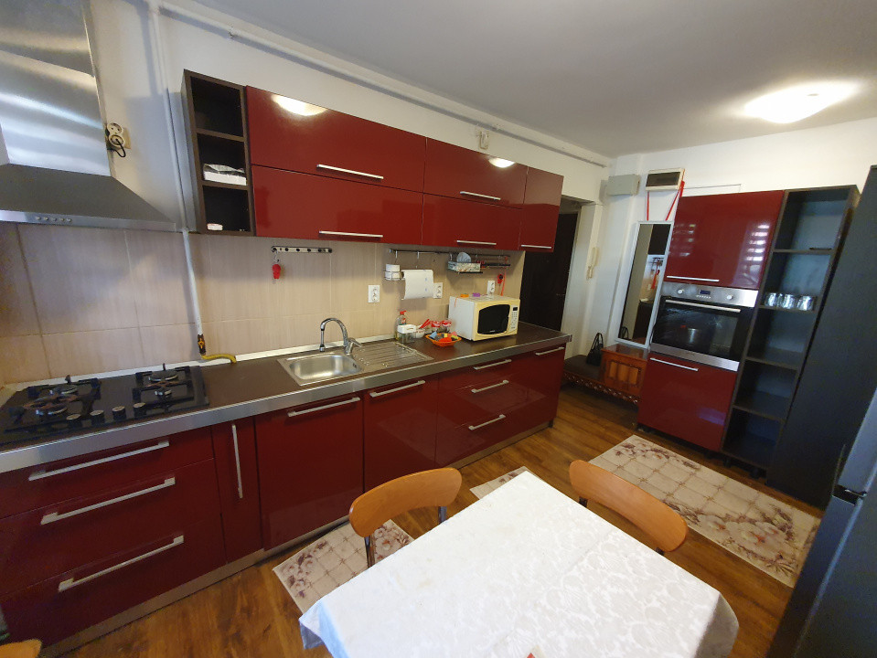 Apartament cu 2 camere de inchiriat, etaj 1, cu lift, zona Sagului 1, foxfort.ro