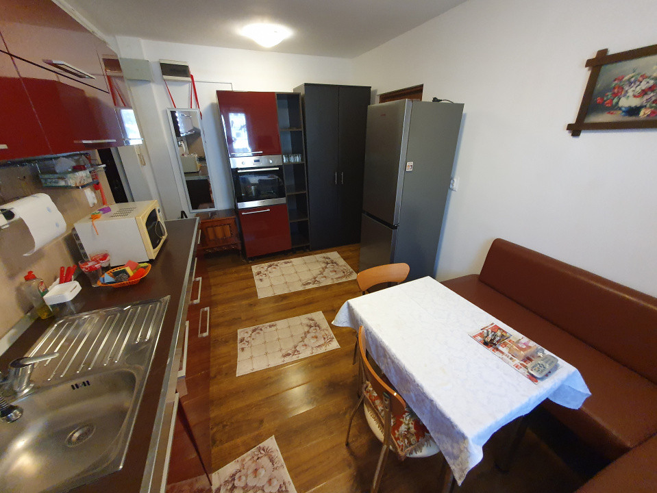 Apartament cu 2 camere de inchiriat, etaj 1, cu lift, zona Sagului 2, foxfort.ro