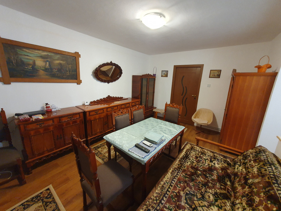Apartament cu 2 camere de inchiriat, etaj 1, cu lift, zona Sagului 5, foxfort.ro