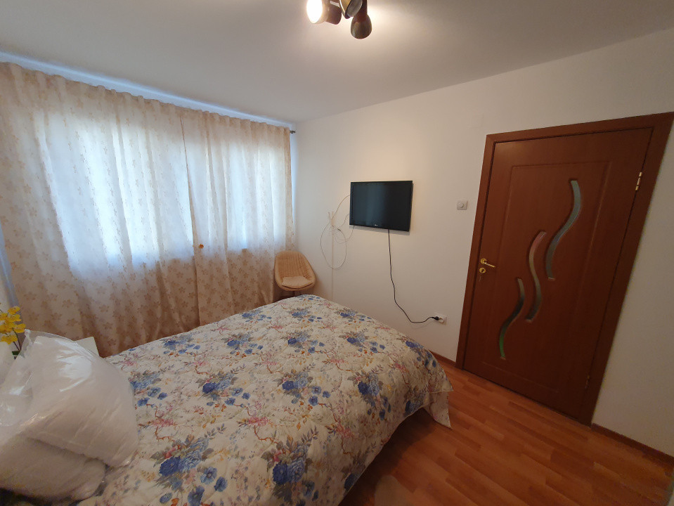Apartament cu 2 camere de inchiriat, etaj 1, cu lift, zona Sagului 16, foxfort.ro