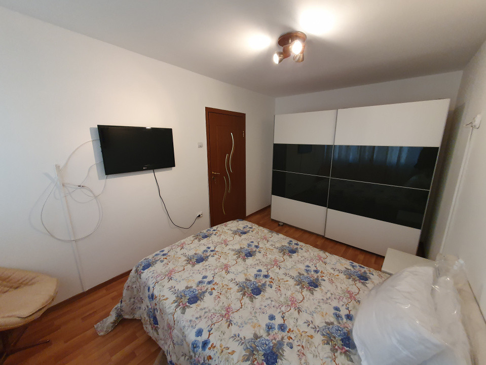 Apartament cu 2 camere de inchiriat, etaj 1, cu lift, zona Sagului 17, foxfort.ro