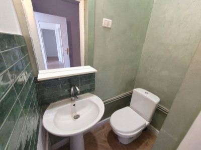 Spatiu comercial de inchiriat, 42 mp, in Piata Mocioni imagine mica 6, foxfort.ro
