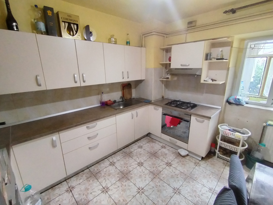 Apartament cu 4 camere de vanzare in Timisoara, zona Sagului 11, foxfort.ro