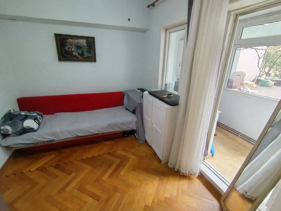 Apartament cu 4 camere de vanzare in Timisoara, zona Sagului 15, foxfort.ro