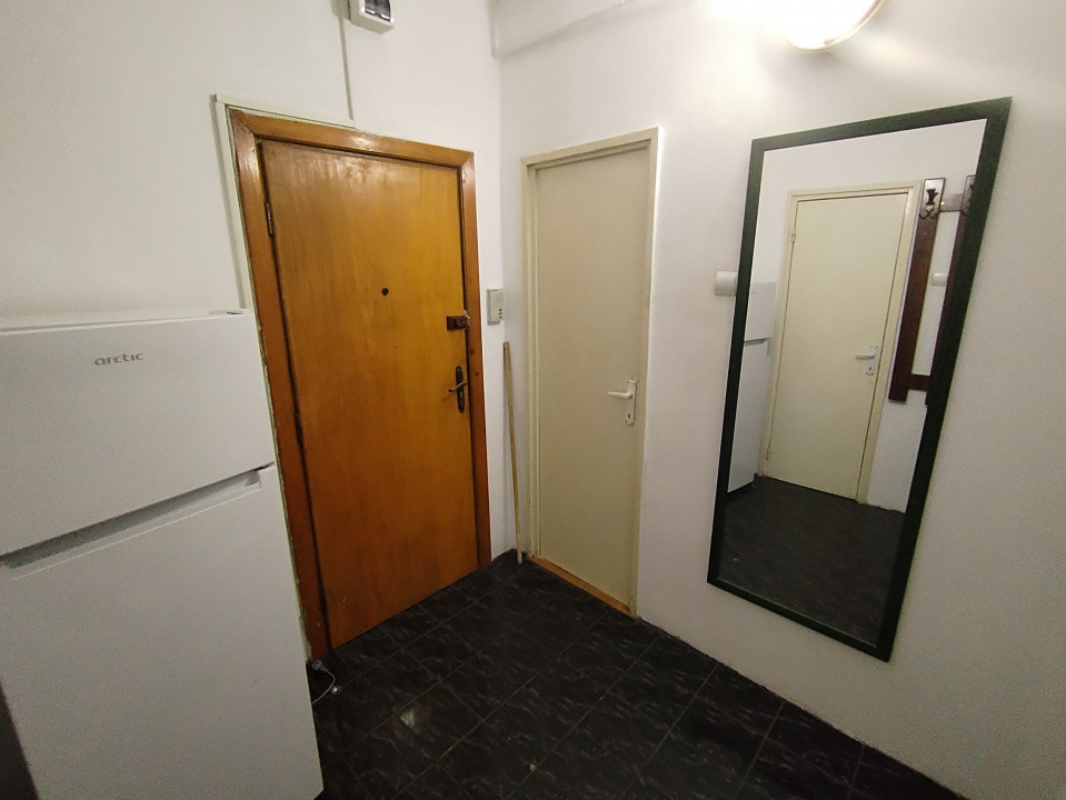 Apartament cu 2 camere de vanzare in Timisoara, zona Complex Studentesc 8, foxfort.ro