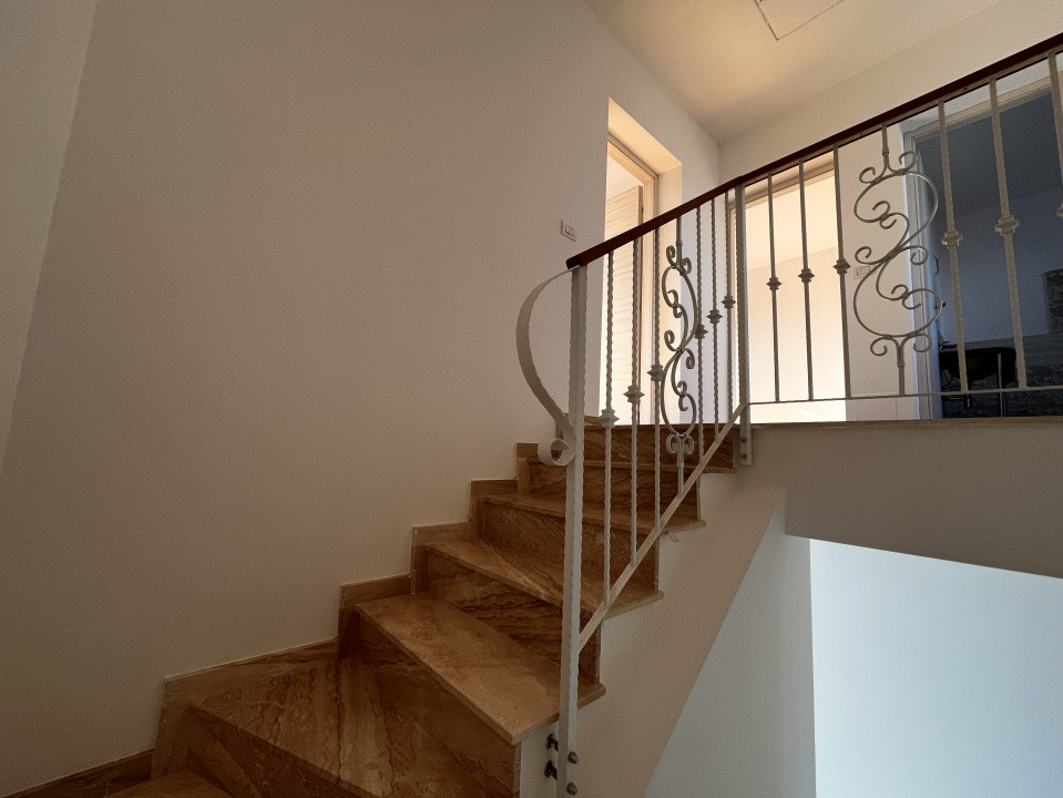 Casa insiruita de vanzare Recas 9, foxfort.ro
