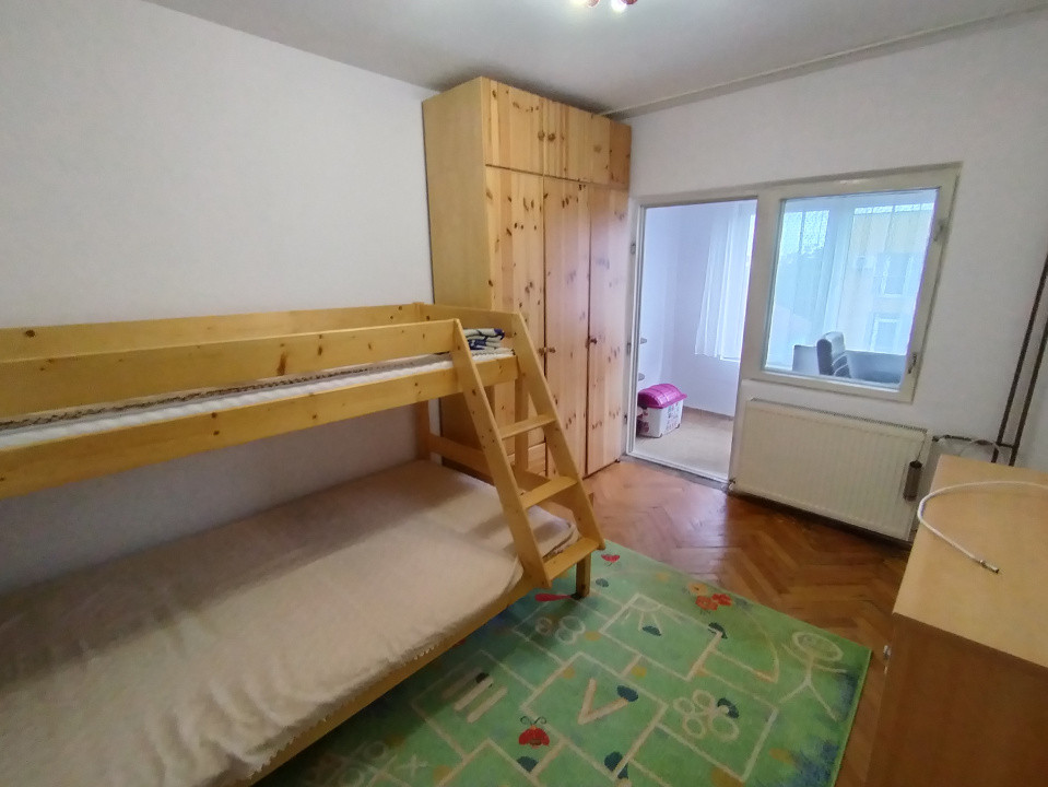 Apartament cu 3 camere de inchiriat in Timisoara, zona Girocului 5, foxfort.ro