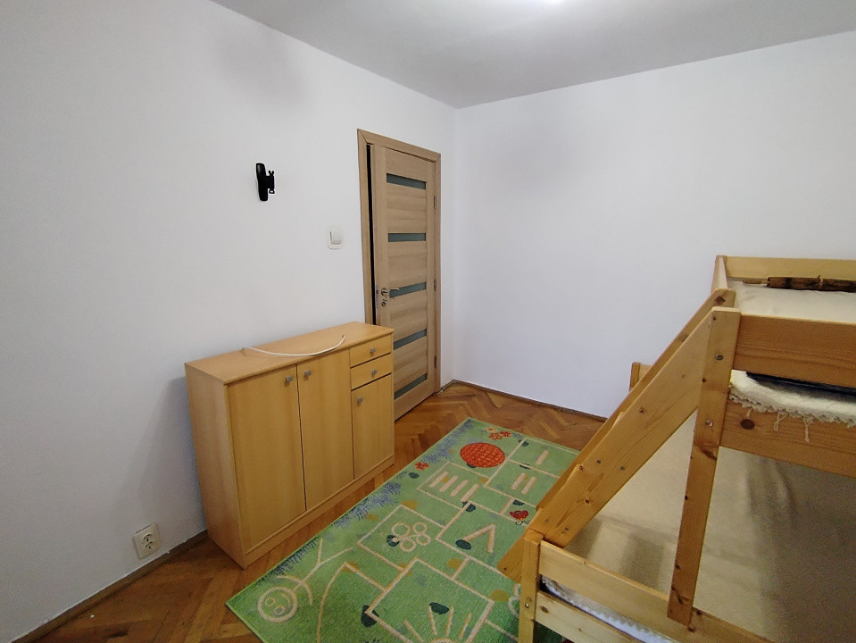 Apartament cu 3 camere de inchiriat in Timisoara, zona Girocului 6, foxfort.ro