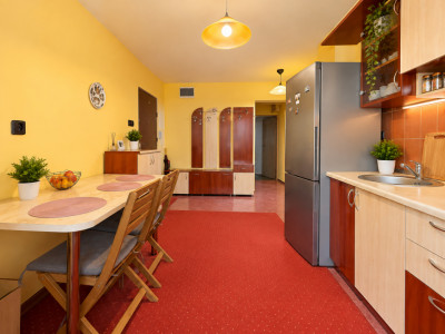 Apartament cu 3 camere, centrala proprie, de inchiriat – Zona Soarelui imagine mica 2, foxfort.ro