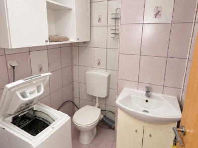 Apartament cu 3 camere, centrala proprie, de inchiriat – Zona Soarelui imagine mica 10, foxfort.ro