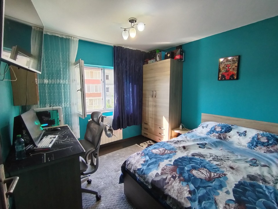 Apartament cu 4 camere de inchiriat in Timisoara, zona Soarelui 8, foxfort.ro