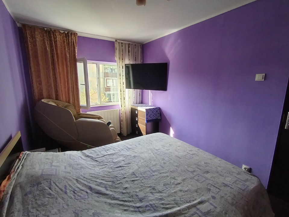 Apartament cu 4 camere de inchiriat in Timisoara, zona Soarelui 12, foxfort.ro