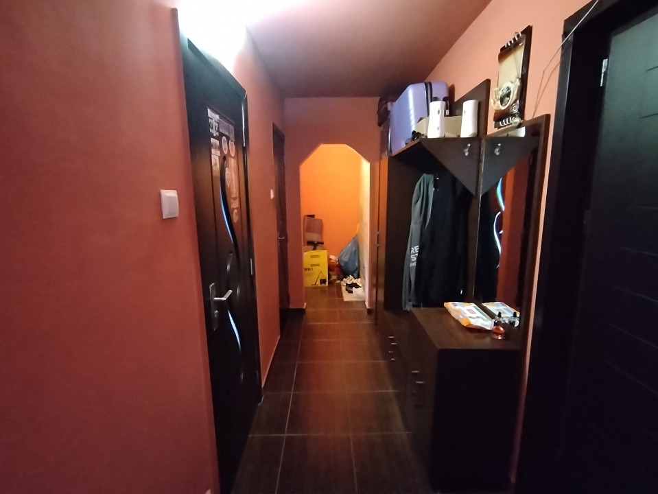 Apartament cu 4 camere de inchiriat in Timisoara, zona Soarelui 15, foxfort.ro