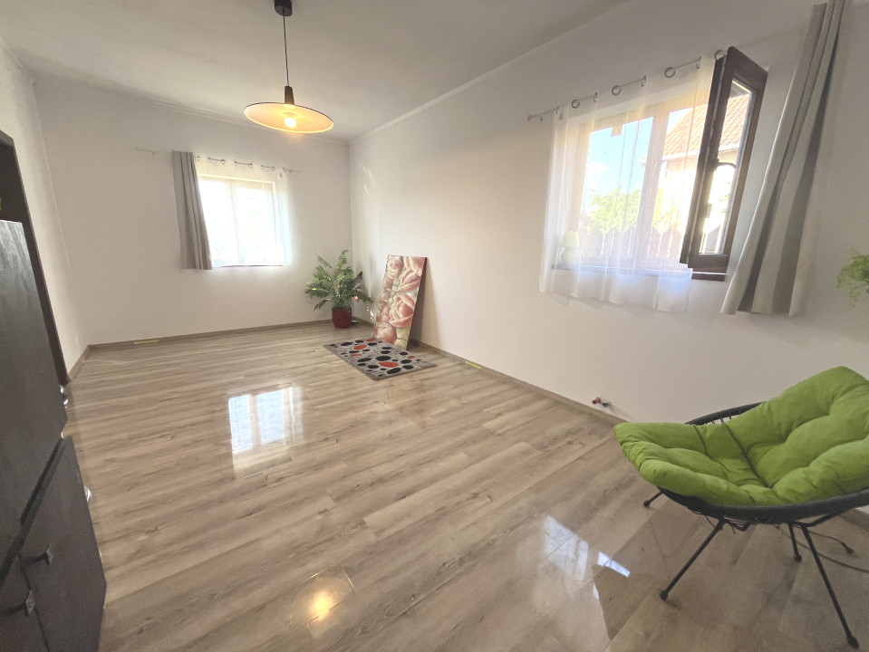 Casa individuala cu 3 camere, zona Mosnita Noua 12, foxfort.ro