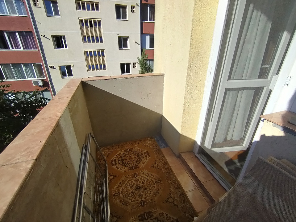 Apartament cu 2 camere de vanzare in Timisoara, zona Sagului 8, foxfort.ro