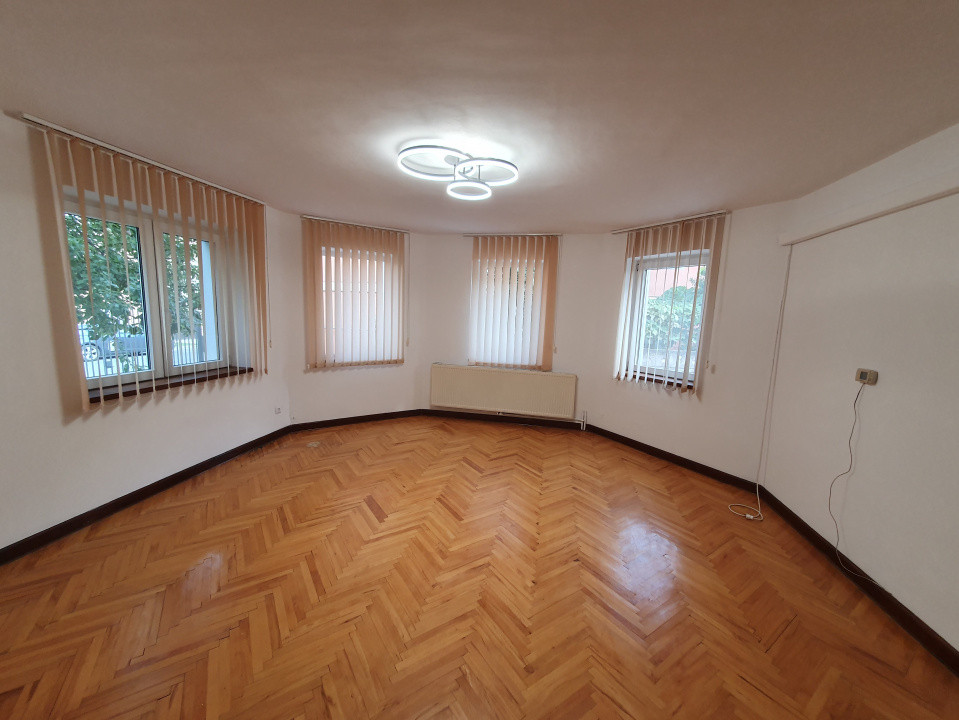 Casa de inchiriat 5 camere, ideal pentru birouri, zona Brancoveanu 1, foxfort.ro