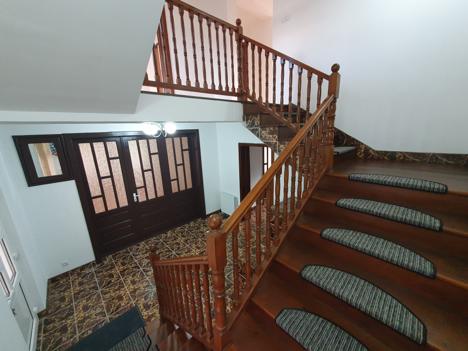 Casa de inchiriat 5 camere, ideal pentru birouri, zona Brancoveanu 11, foxfort.ro